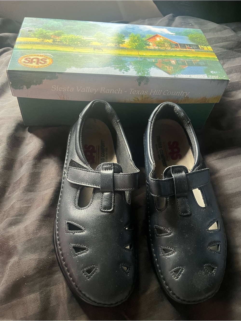 SAS  shoes women’s black Leather Mary Jane Shoes 8WW
